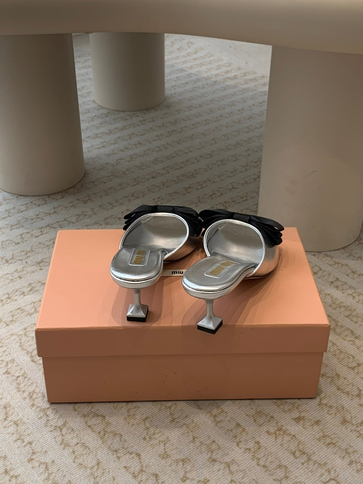 Silver Mid - Heels With Black Bow Calfskin
