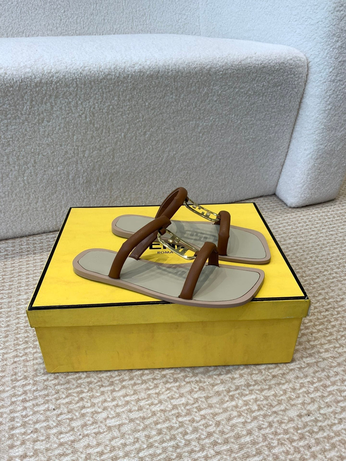 FENDI O'LOCK SLIDES BROWN CALFSKIN WITH GOLD HARDWARE