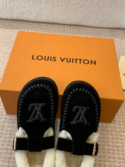 COLORADO COMFORT MARY JANE IN BLACK SUEDE AND SHEARLING LINING