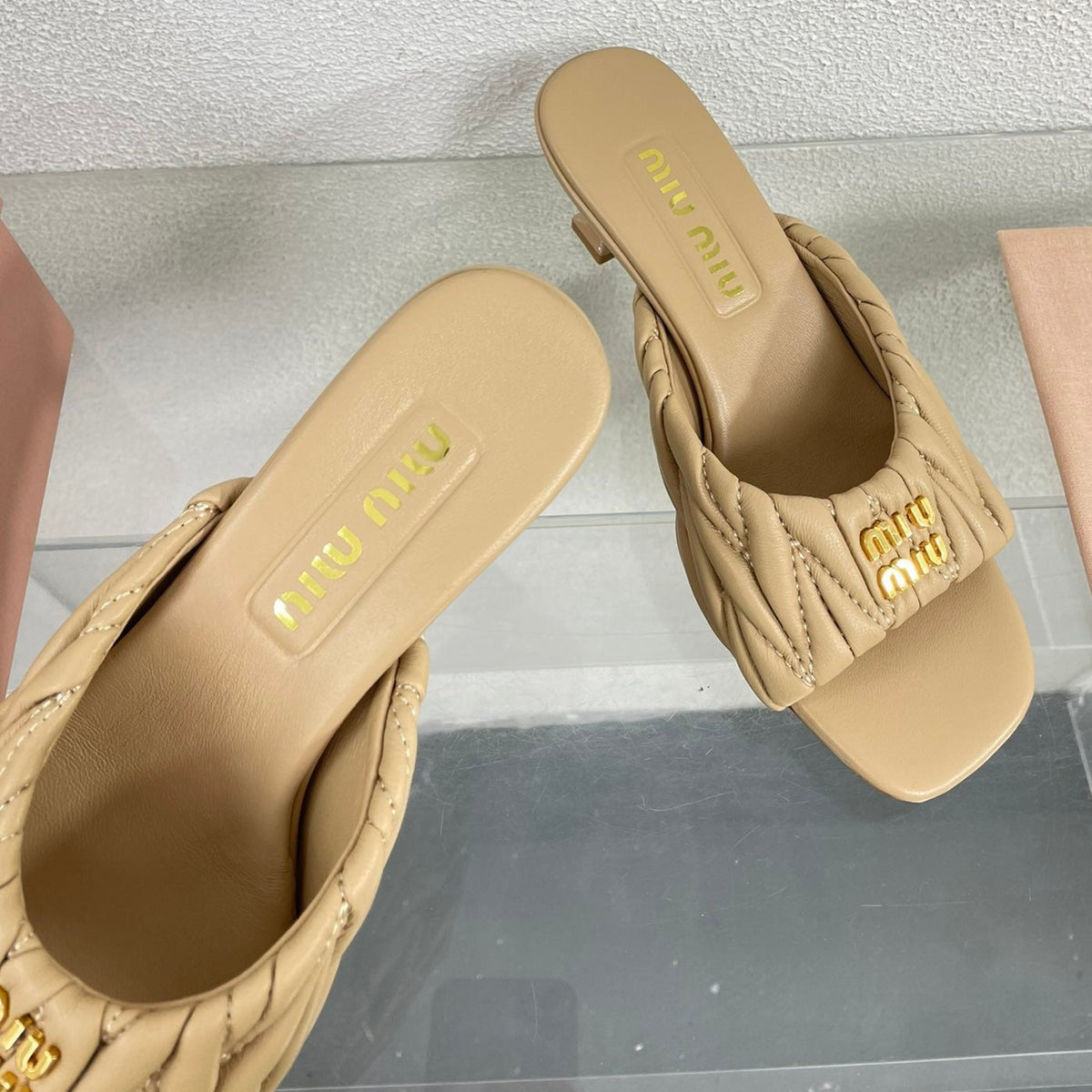 Women's Mid - Heel Apricot Leather Stylized