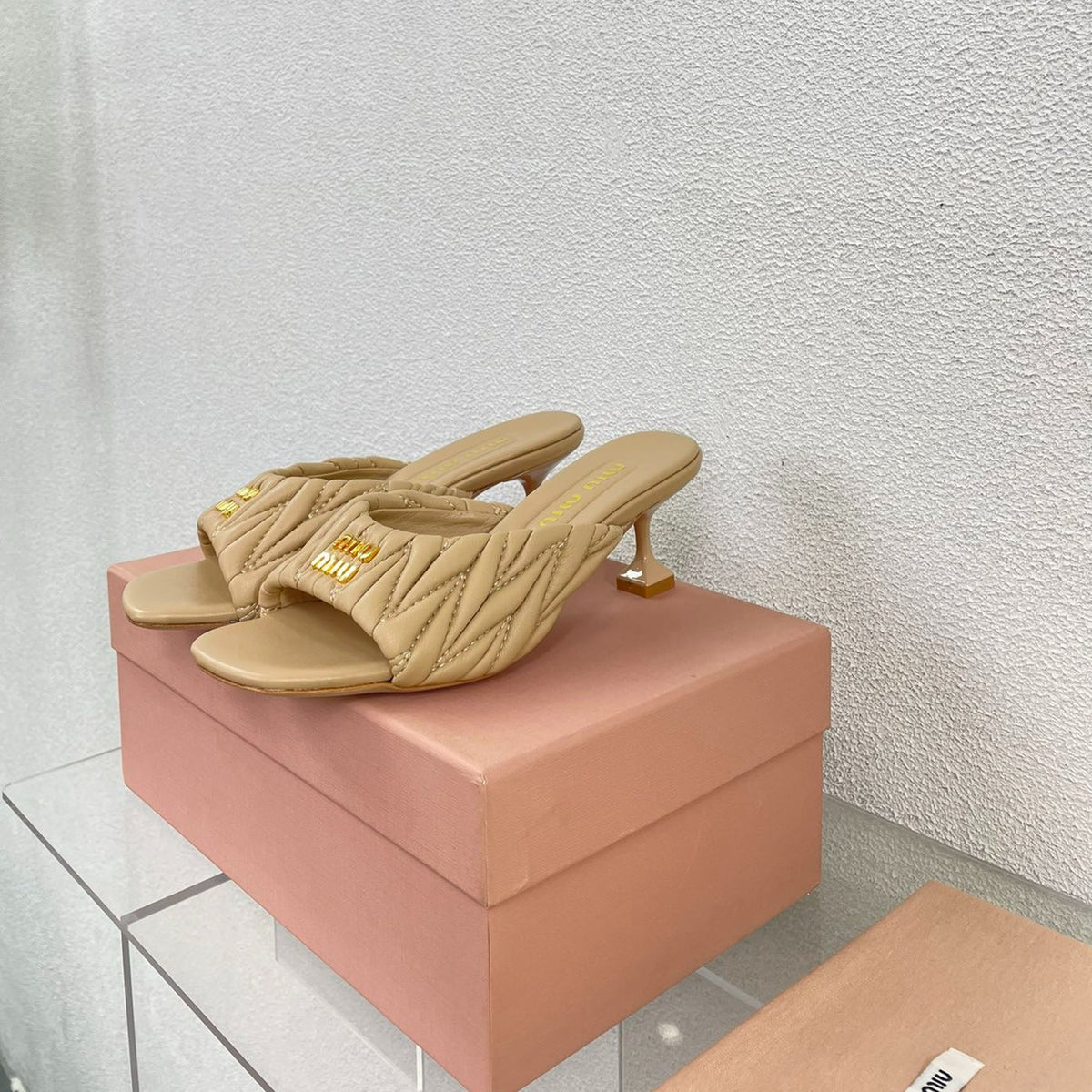 Women's Mid - Heel Apricot Leather Stylized