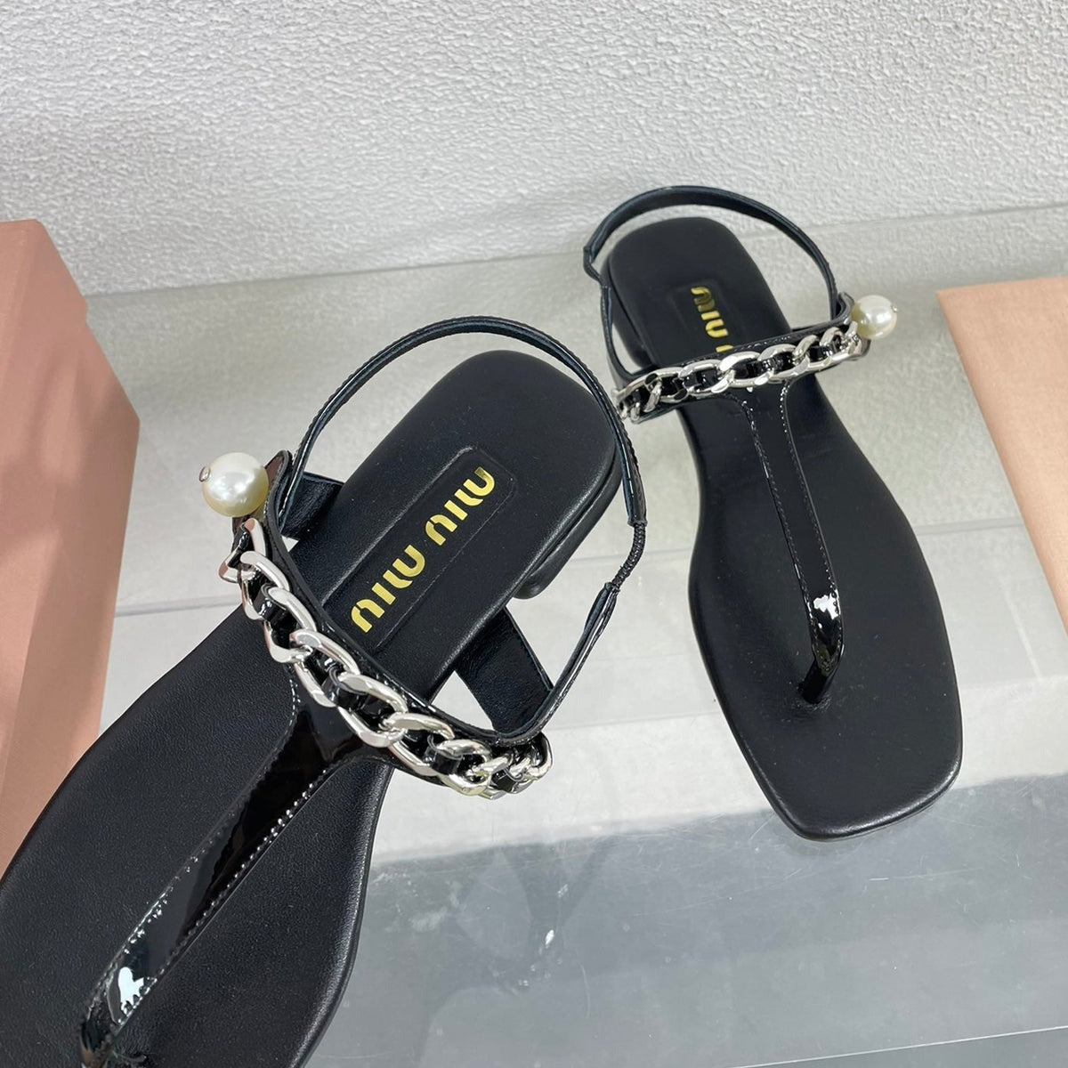 Pearl Chain Flip-Flops Black Color Leather