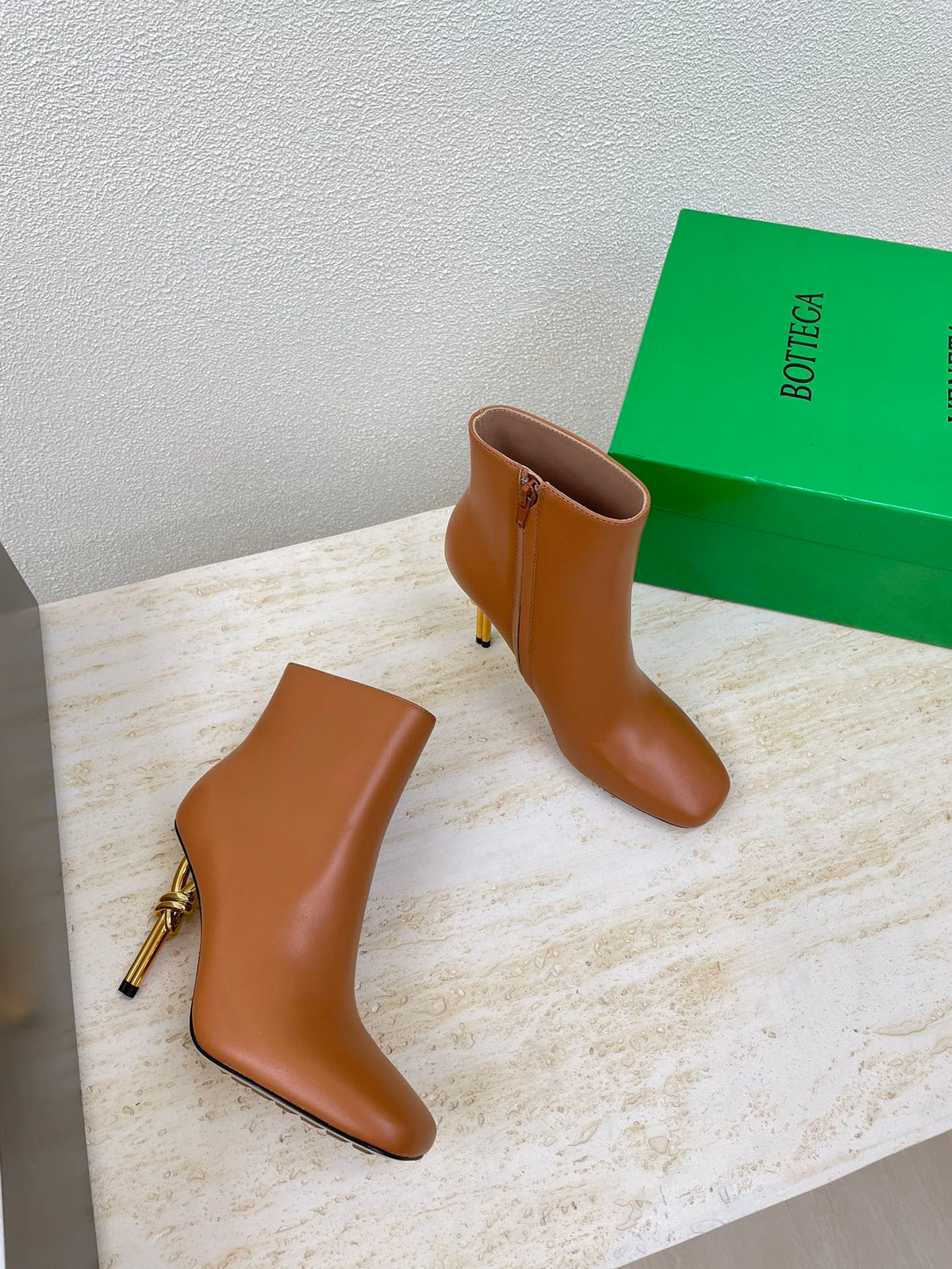 KNOT ANKLE BOOT IN BRONZE BROWN CALFSKIN WITH GOLD METAL HEEL 9 CM