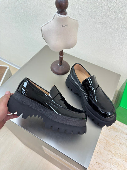 HADDOCK MOCCASIN IN BLACK PATENT CALFSKIN