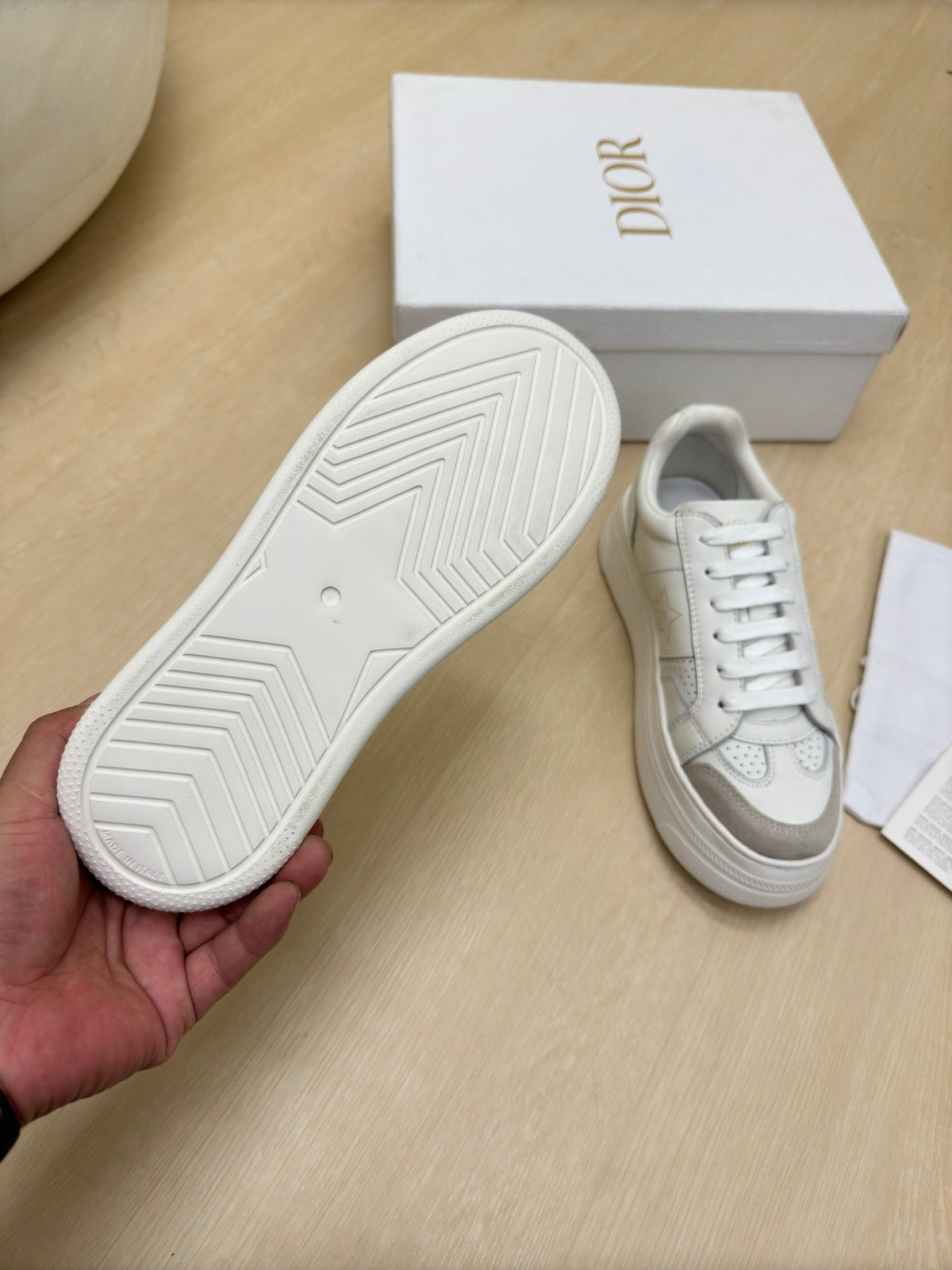 STAR PLATFORM SNEAKER IN WHITE CALFSKIN AND SUEDE