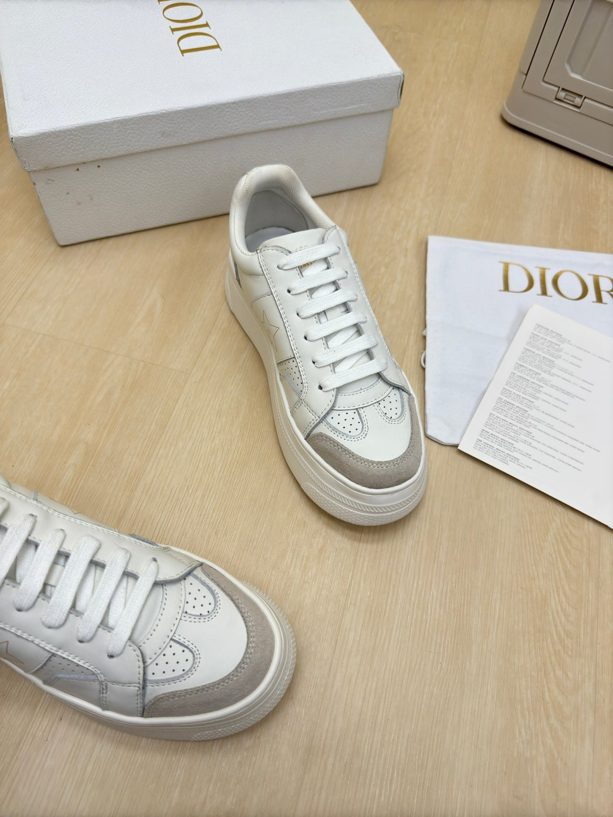 STAR PLATFORM SNEAKER IN WHITE CALFSKIN AND SUEDE