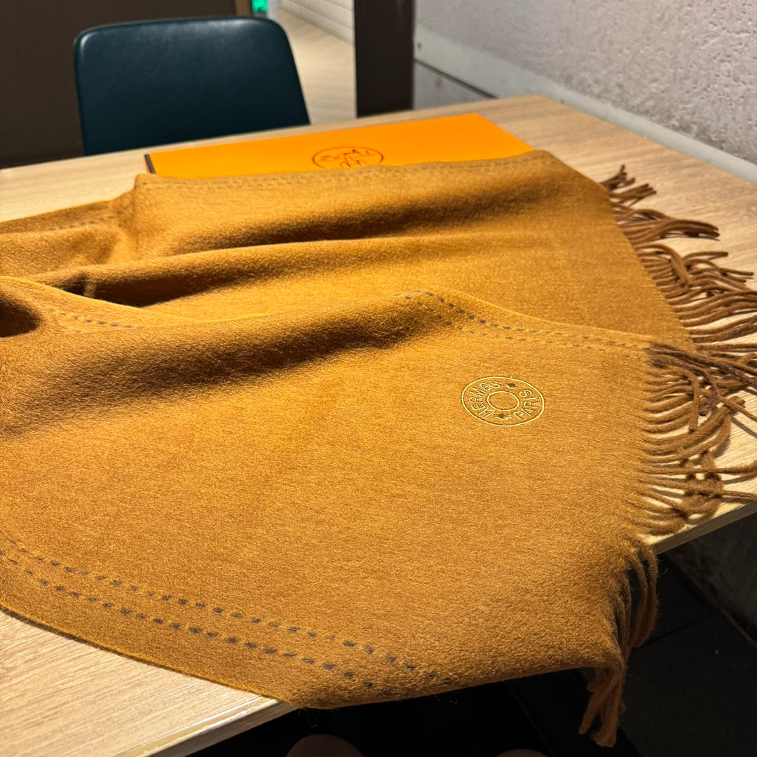 UNIE BRODEE MUFFLER 200 CM IN BRONZE BROWN CASHMERE