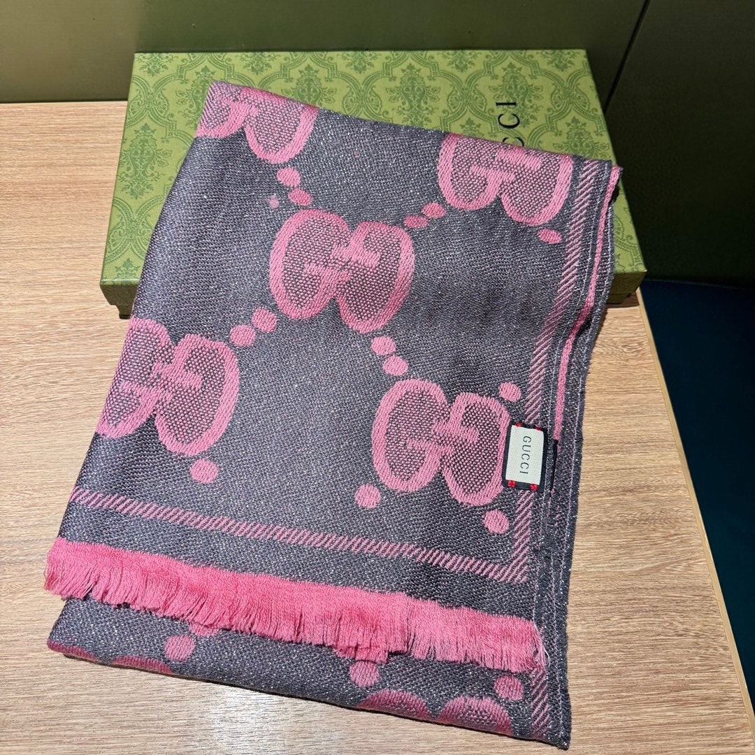 SCARF 195 CM IN DARK PINK GG WOOL LAMÉ JACQUARD 403976