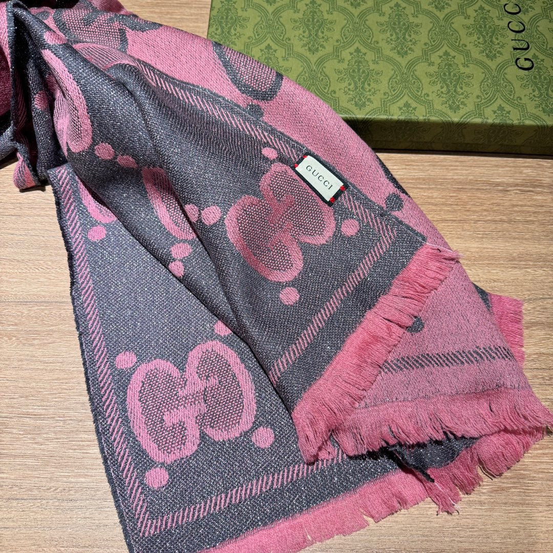 SCARF 195 CM IN DARK PINK GG WOOL LAMÉ JACQUARD 403976