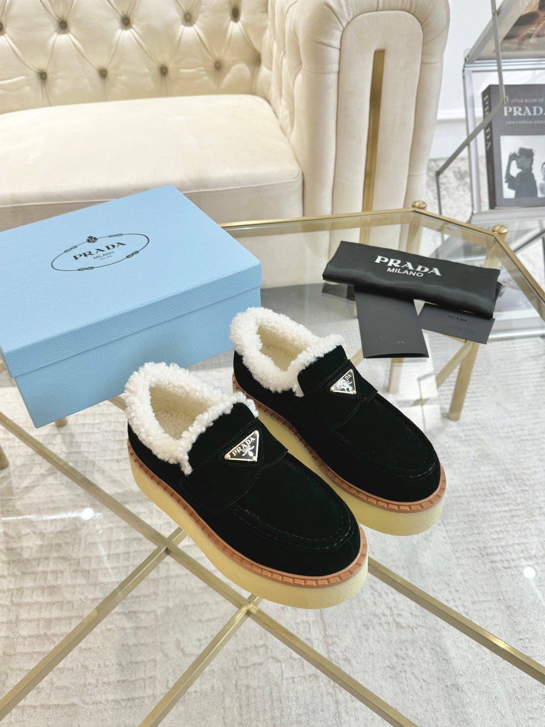 SUEDE LOAFER BLACK WITH SHEARLING LINING