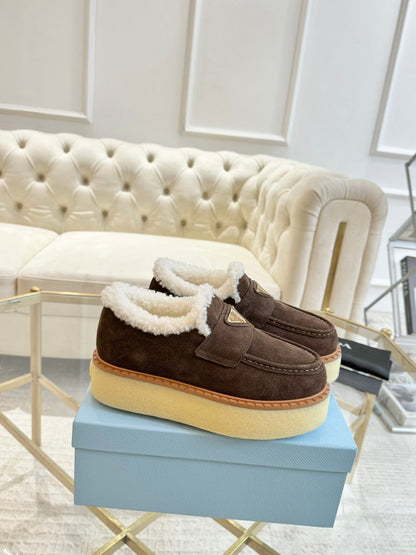 SUEDE LOAFER CHOCOLATE WITH SHEARLING LINING