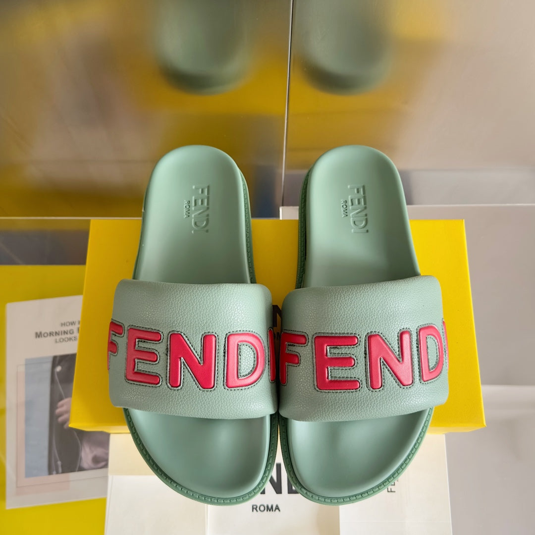 FENDI ROMA SLIDE IN SEAFOAM GREEN GRAINED CALFSKIN WITH RED LOGO