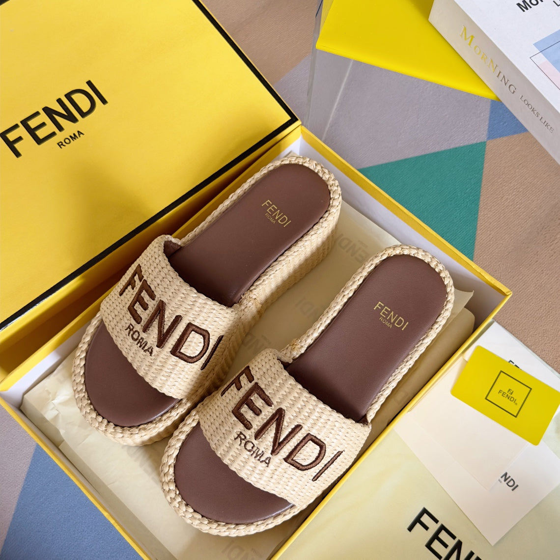 FENDI PLATFORM WEDGES IN BEIGE RAFFIA WITH BROWN EMBROIDERED LOGO