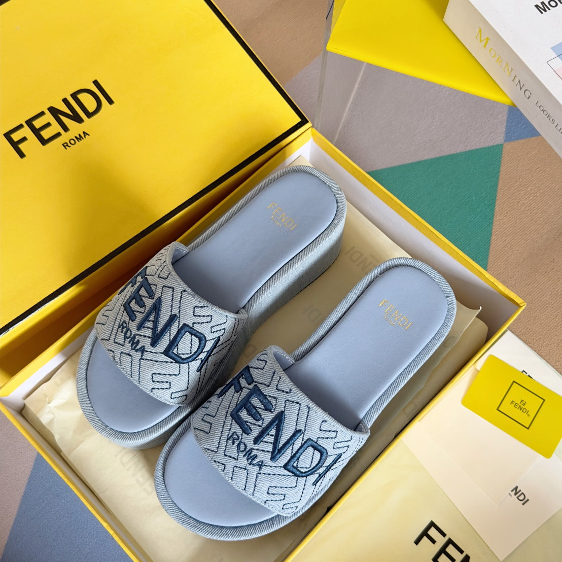 FENDI PLATFORM WEDGES IN PIGEON BLUE JACQUARD FABRIC WITH EMBROIDERED LOGO
