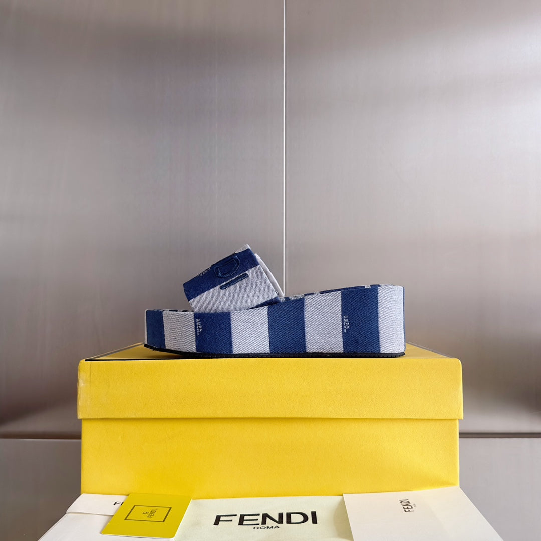 FENDI PLATFORM WEDGES IN NAVY BLUE MIX BEIGE FF MONOGRAM FABRIC
