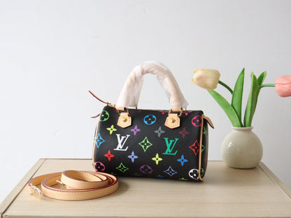 EAST WEST 15 BAG IN BLACK MIX COLORFUL CALFSKIN