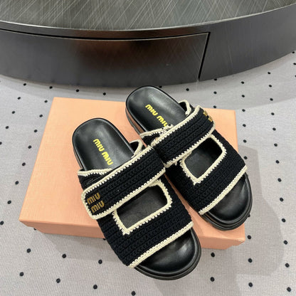 Sandals Black With Ivory Border Fabric