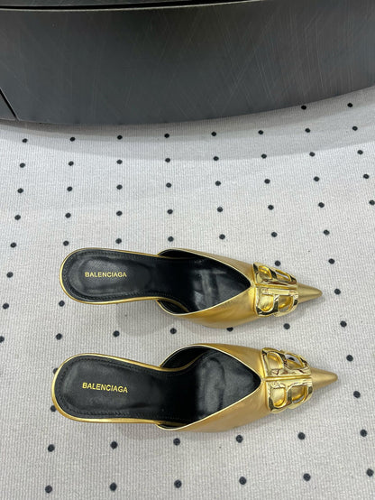 POINTED BB GOLD BUCKLE HEELED SLINGBACK IN GOLD METALLIC SHINY CALFSKIN