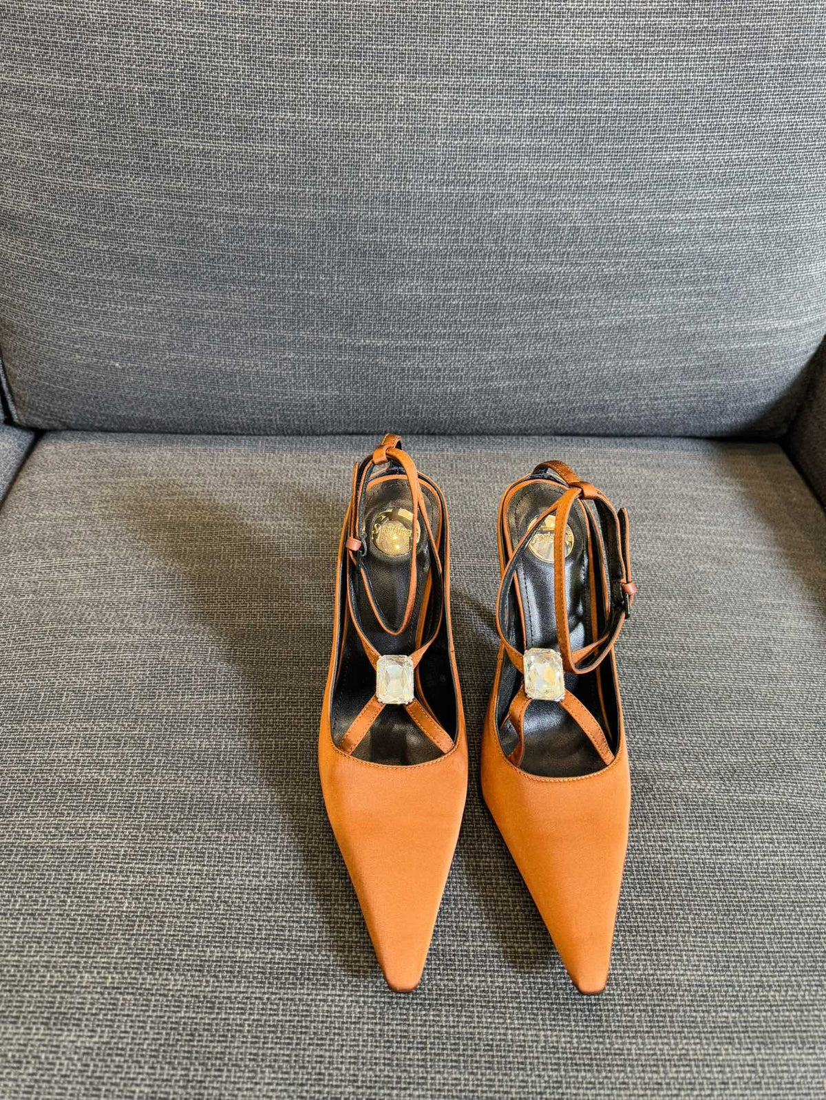 HIGH SANDAL ATTACHED GEM IN TANGELO ORANGE SILK