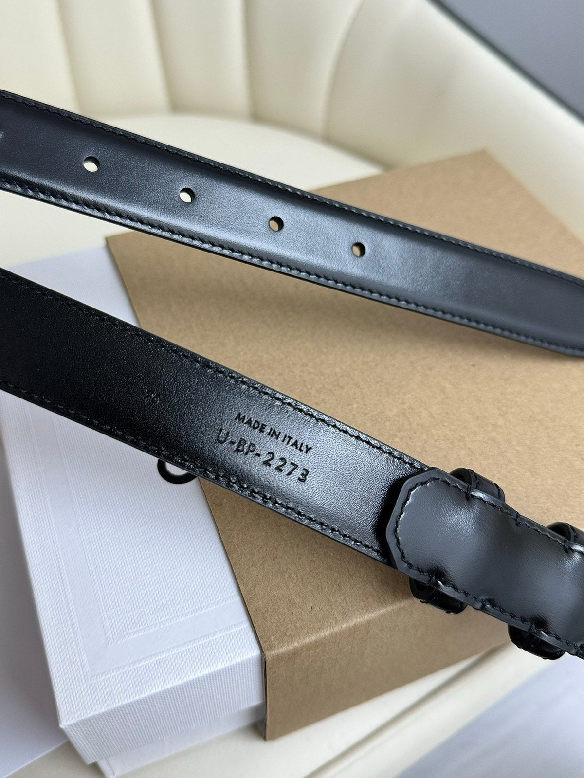 SMALL TRIOMPHE BELT 18 MM BLACK LEATHER GOLD HARDWARE
