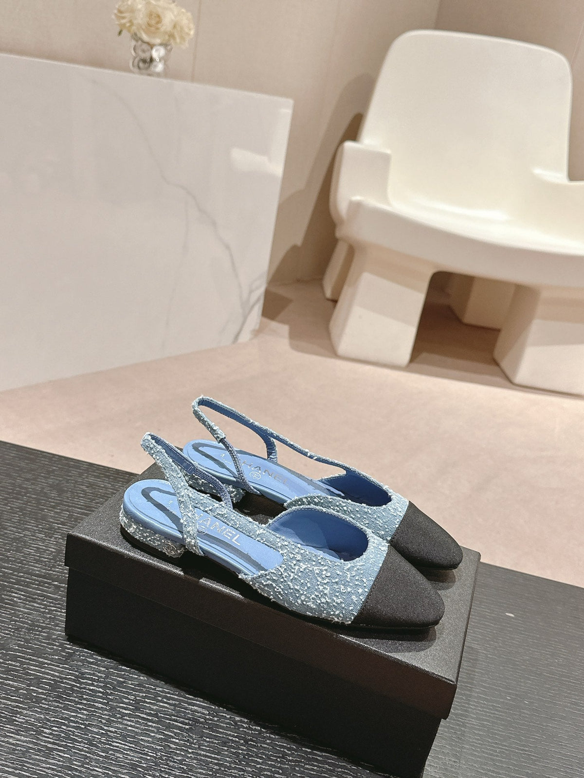 SLINGBACKS IN LIGHT BLUE DENIM AND BLACK SATIN