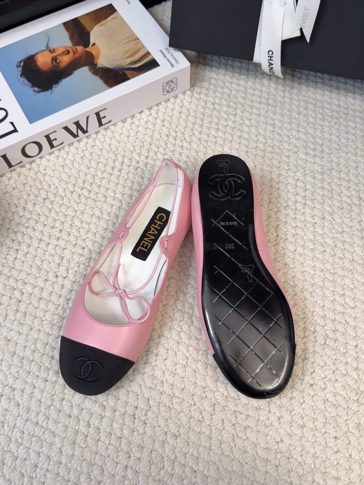 FLAT MARY JANE PUMPS IN BABY PINK LAMBSKIN MIX BLACK FABRIC