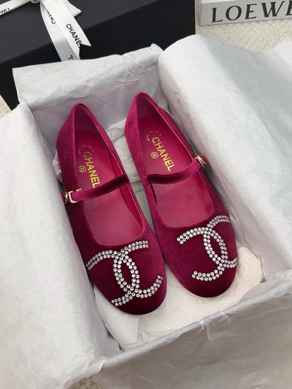 MARY JANE SHOES IN JAM PURPLE VELVET WITH CRYSTALS LOGO