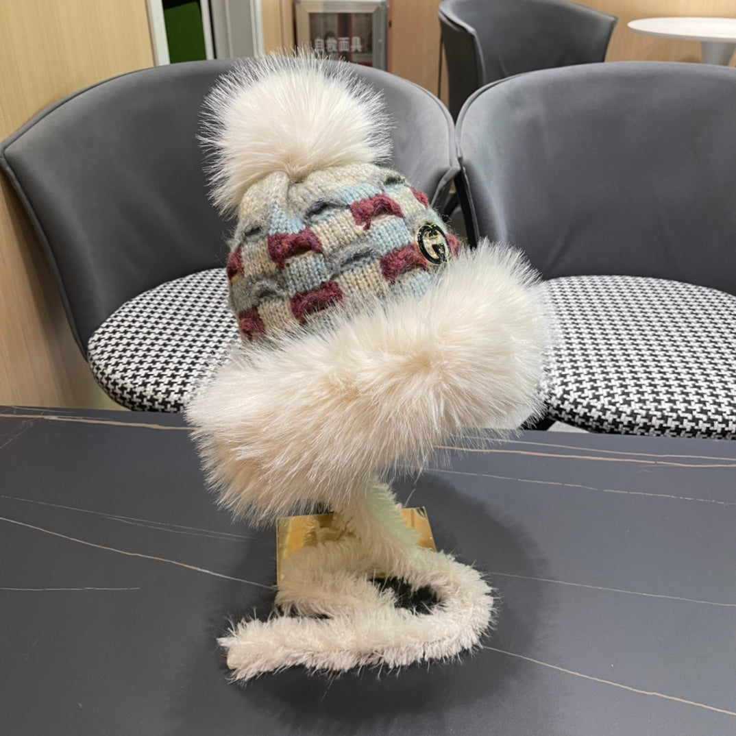 BEANIE HAT IN COLORFUL WOOL AND RABBIT FUR 392114