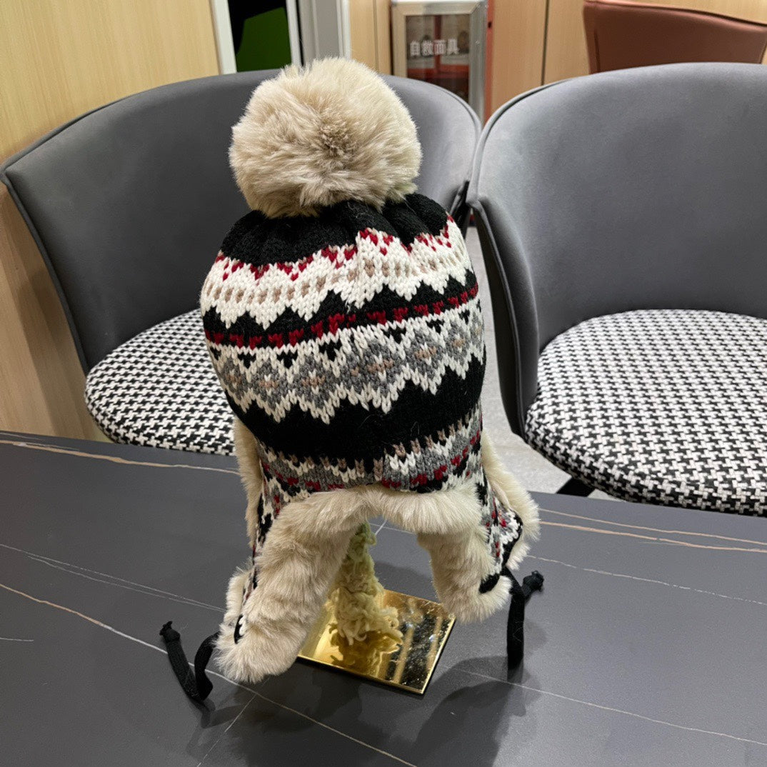 PLUSH EARMUFFS HAT IN COLORFUL WOOL AND RABBIT FUR 408171