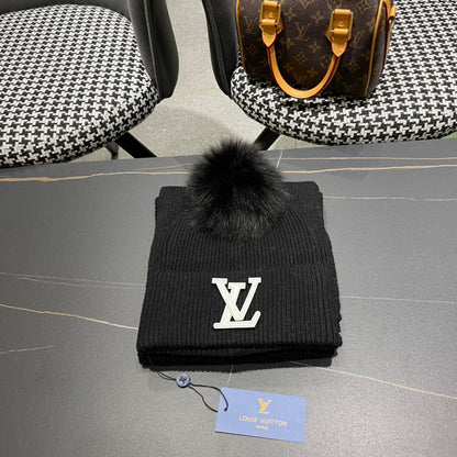 SET SCARF AND HAT IN BLACK WOOL AND FOX FUR 414799