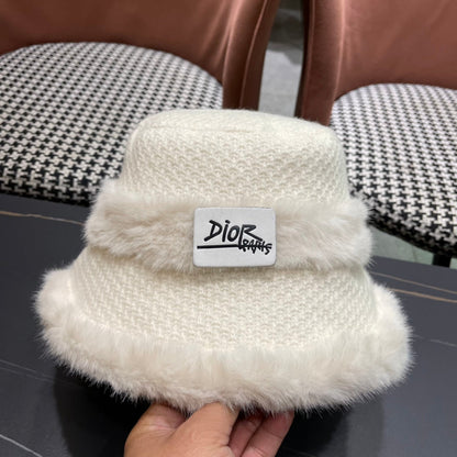 KNITTED BUCKET HAT IN WHITE FABRIC AND RABBIT FUR 431198