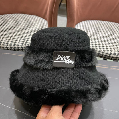 KNITTED BUCKET HAT IN BLACK FABRIC AND RABBIT FUR 431199