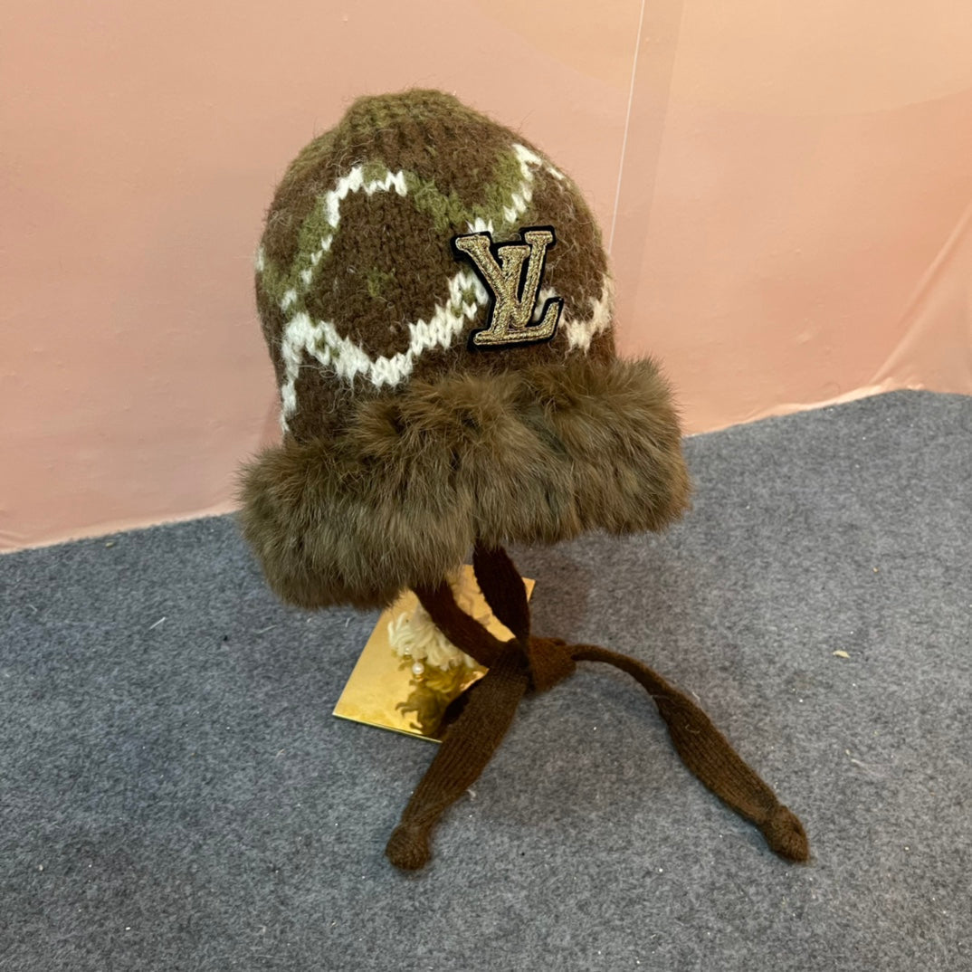 KNITTED WOOL HAT COLORFUL 436581