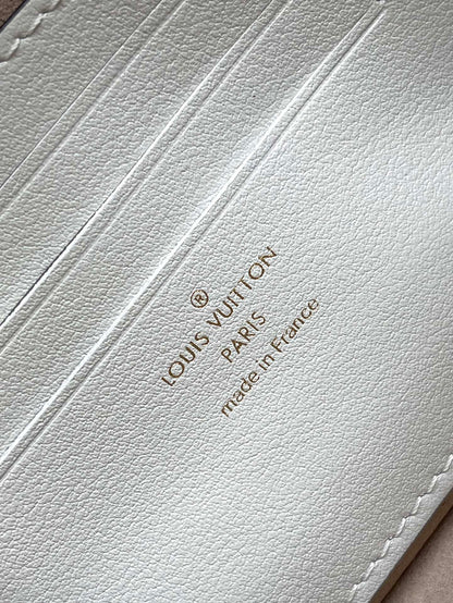 WALLET ON CHAIN IVY 23 IN WHITE MONOGRAM PERFORATED CALFSKIN GOLD HARDWARE