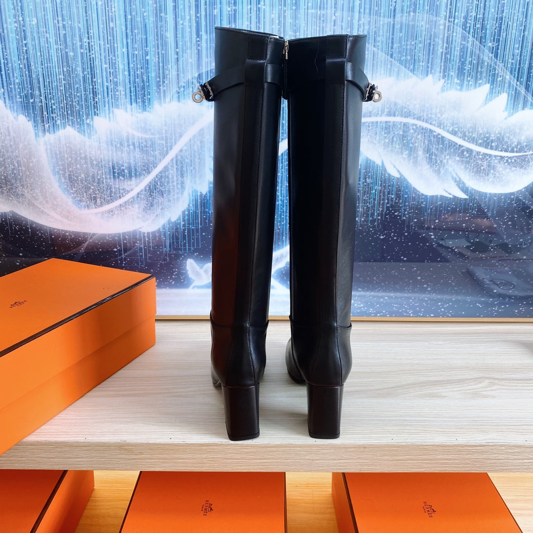 STORY BOOT 7 CM IN BLACK LAMBSKIN