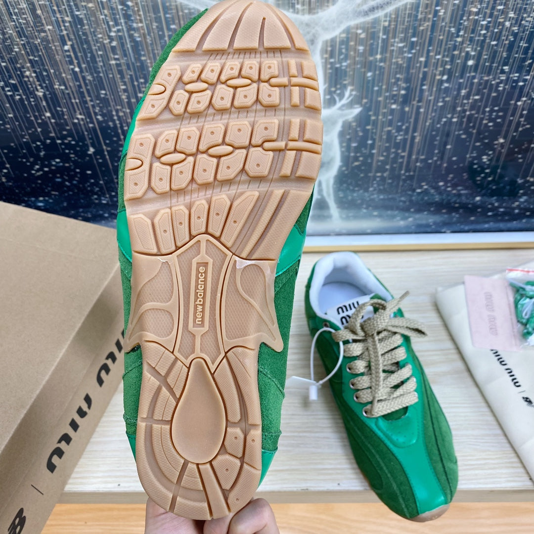 NB Pine Green And Sea Green Color Sneakers Cowhide