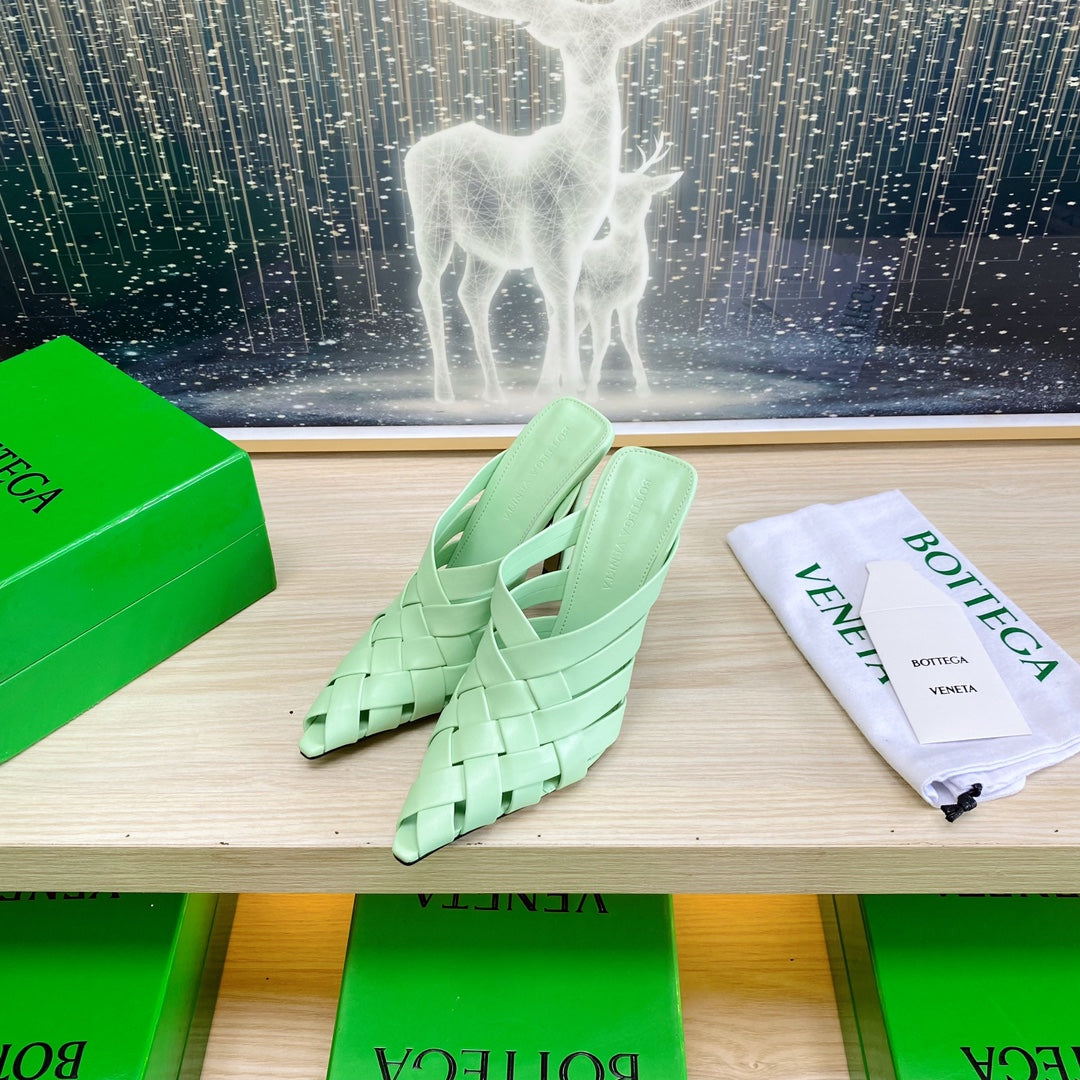 ALFIE LEATHER HIGH MULES IN GREEN MINT CALFSKIN WITH WOVEN DESIGN