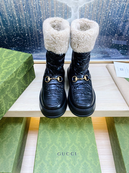 HORSEBIT ANKLE BOOTS WITH MERINO TRIM IN BLACK EMBOSSED CALFSKIN