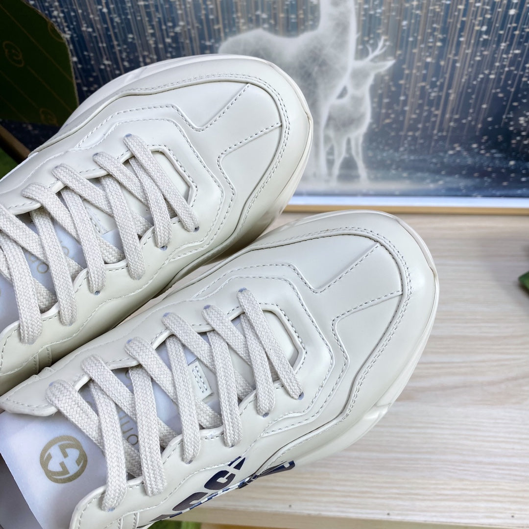 GG COUPLE TRAINER WHITE CALFSKIN WITH LEMON ICON