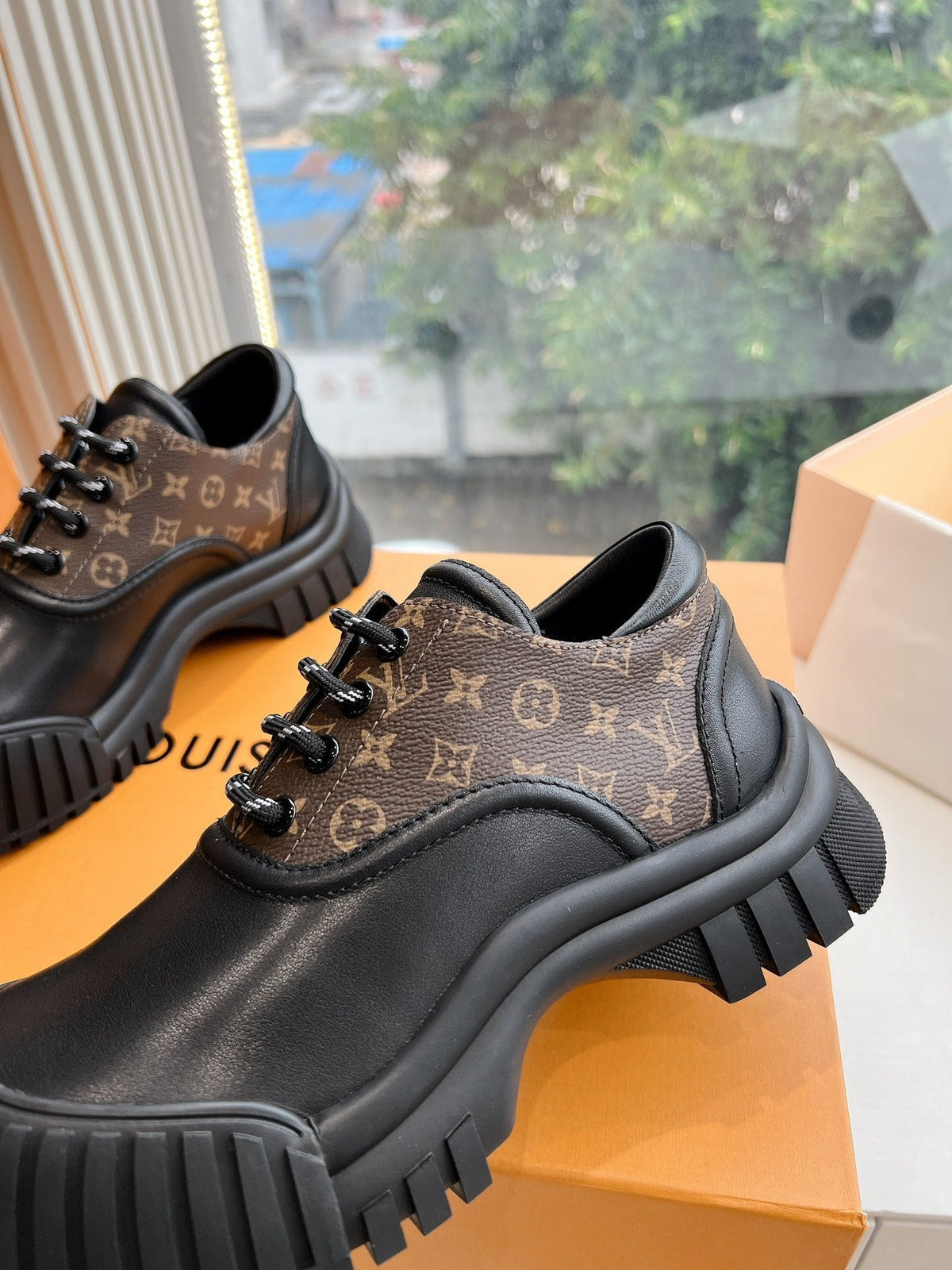 LV ARCHLIGHT SKATE SNEAKER IN BLACK MIX CHOCOLATE BROWN MONOGRAM CALFSKIN