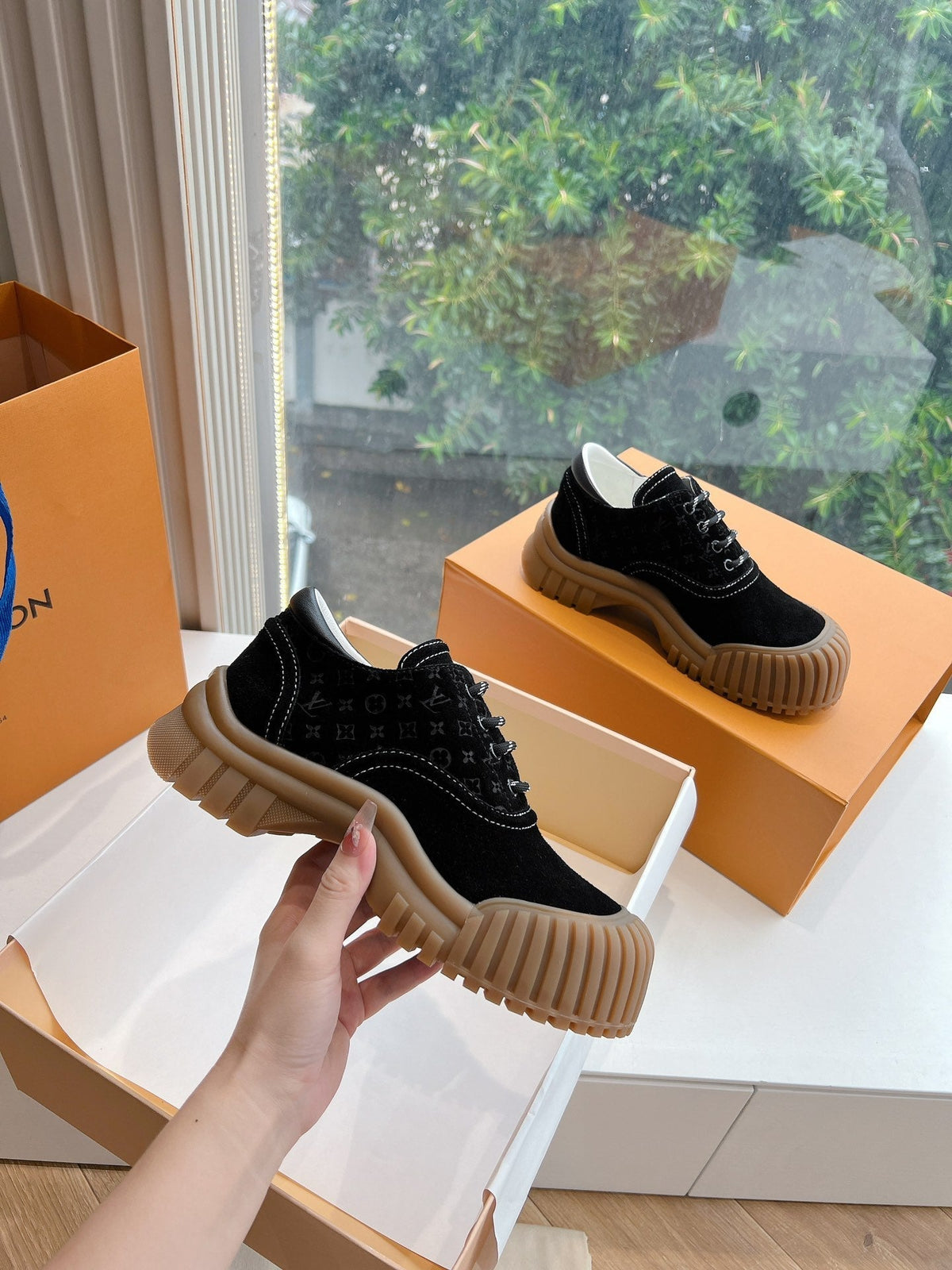 LV ARCHLIGHT SKATE SNEAKER IN BLACK EMBOSSED SUEDE