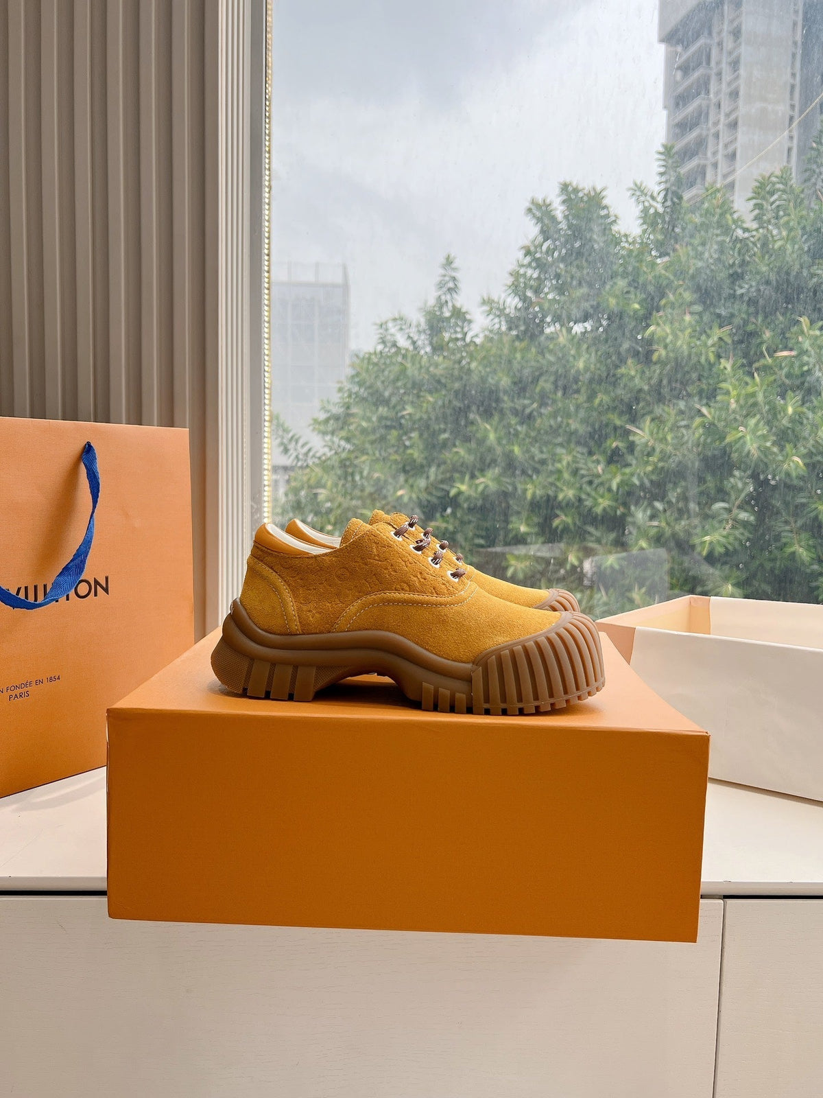 LV ARCHLIGHT SKATE SNEAKER IN HARVEST GOLD EMBOSSED SUEDE