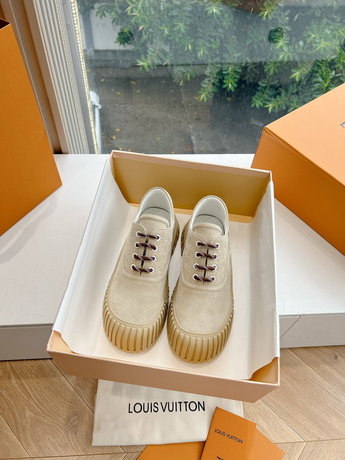 LV ARCHLIGHT SKATE SNEAKER IN PALE BROWN EMBOSSED SUEDE