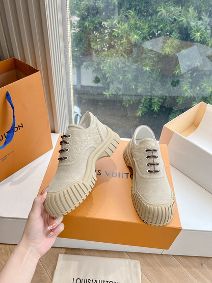 LV ARCHLIGHT SKATE SNEAKER IN PALE BROWN EMBOSSED SUEDE