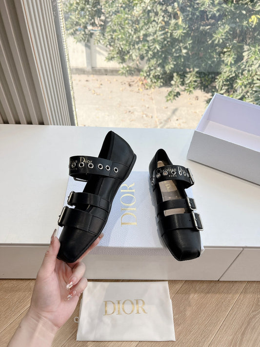 PUNK BALLET FLAT IN BLACK SUPPLE CALFSKIN