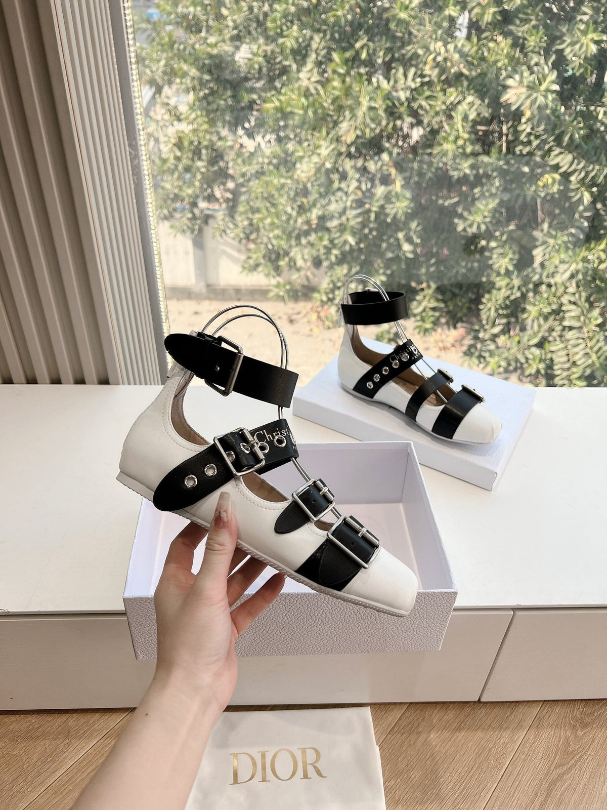 PUNK BALLET FLAT IN WHITE MIX BLACK CALFSKIN