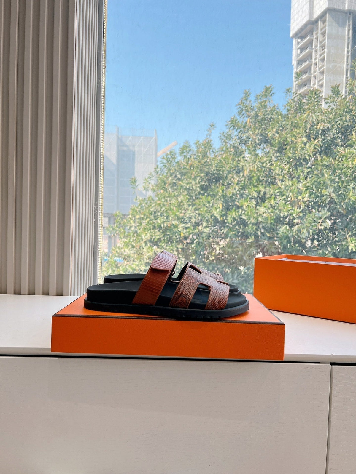 CHYPRE SANDAL IN PECAN BROWN LIZARD SKIN