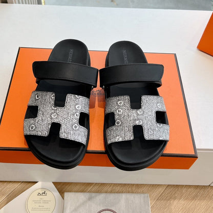 CHYPRE SANDAL IN BLACK MIX WHITE LIZARD SKIN