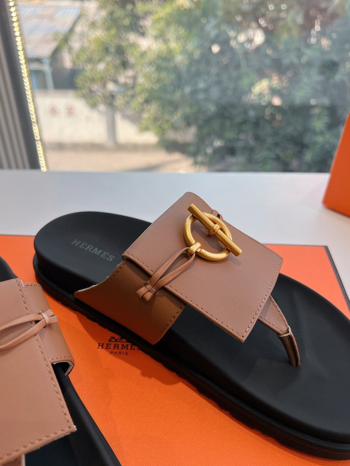 JOYCE SANDAL IN BRONZE BROWN CALFSKIN