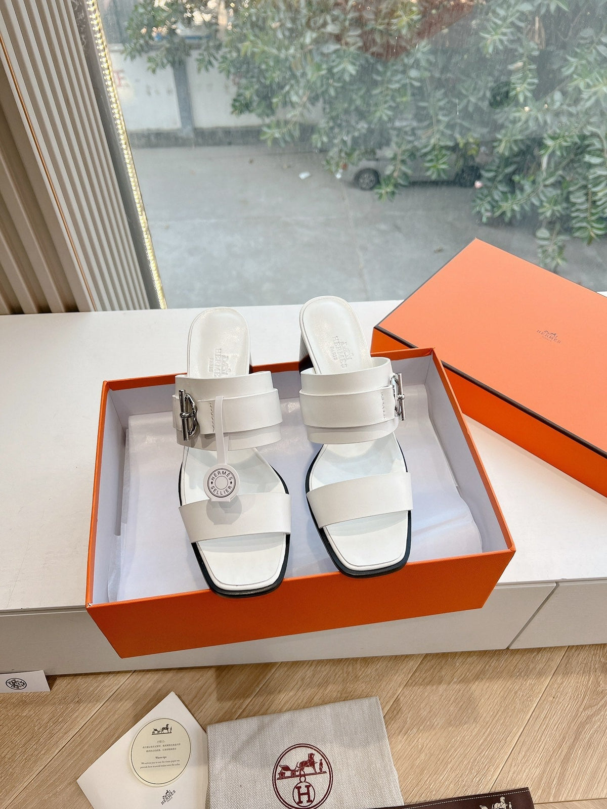 KUTE 60 SANDAL IN WHITE CALFSKIN